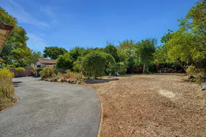 685 Oak Park Way, Redwood City, CA 94062 - Photo 30
