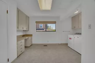 685 Oak Park Way, Redwood City, CA 94062 - Photo 20