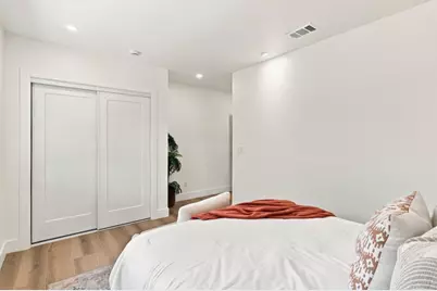 10320 Broadview Dr, San Jose, CA 95127 - Photo 12