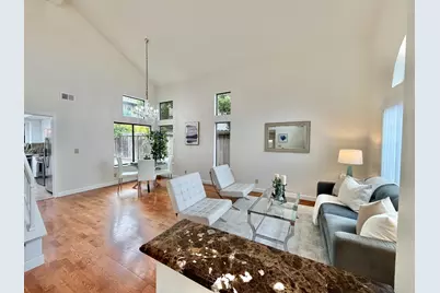 113 Aldenglen Dr, South San Francisco, CA 94080 - Photo 2