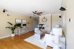 11837 Upland Way, Cupertino, CA 95014 - Photo 18