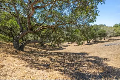 18820 Vierra Canyon Rd, Salinas, CA 93907 - Photo 28