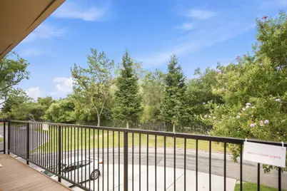 949 Gilchrist Dr 4, San Jose, CA 95133 - Photo 16