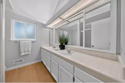 402 Sylvan Ave, Mountain View, CA 94041 - Photo 48