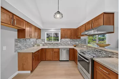 402 Sylvan Ave, Mountain View, CA 94041 - Photo 20