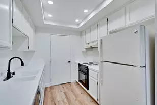 8550 Wren Ave 3A, Gilroy, CA 95020 - Photo 14