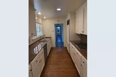 1204 Laurel Hill Dr, San Mateo, CA 94402 - Photo 4