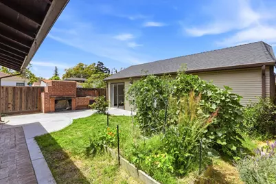 99 E Hedding St, San Jose, CA 95112 - Photo 28
