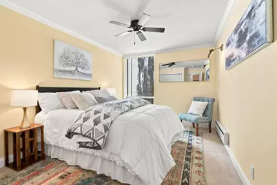 1081 Beach Park Blvd 213, Foster City, CA 94404 - Photo 22