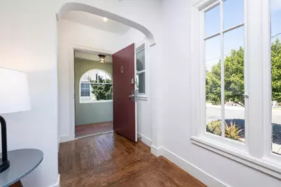 2834 60th Ave, Oakland, CA 94605 - Photo 8