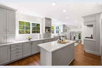 1560 Cypress Ave, Burlingame, CA 94010 - Photo 8