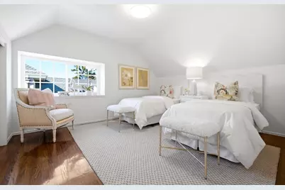 1560 Cypress Ave, Burlingame, CA 94010 - Photo 22