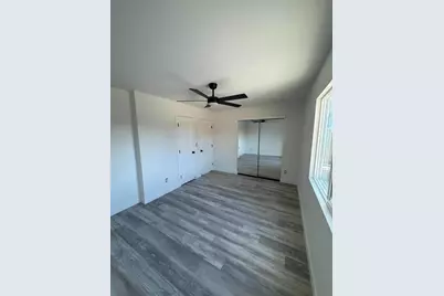 76 Sunset Ct, San Jose, CA 95116 - Photo 18