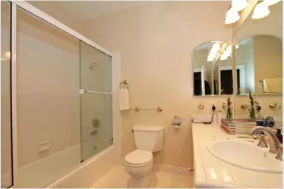 1990 Valparaiso Ave, Menlo Park, CA 94025 - Photo 4