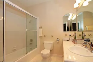1990 Valparaiso Ave, Menlo Park, CA 94025 - Photo 4