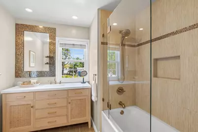 16083 Berkshire Dr, Castro Valley, CA 94578 - Photo 4