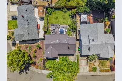 16083 Berkshire Dr, Castro Valley, CA 94578 - Photo 40