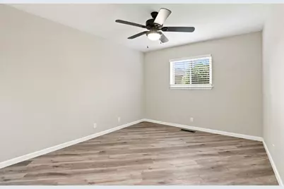 8411 Diane Ct, Gilroy, CA 95020 - Photo 16