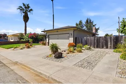 8411 Diane Ct, Gilroy, CA 95020 - Photo 4