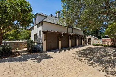 600 Eucalyptus Ave, Hillsborough, CA 94010 - Photo 42