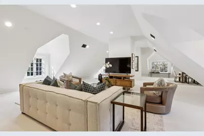 600 Eucalyptus Ave, Hillsborough, CA 94010 - Photo 28