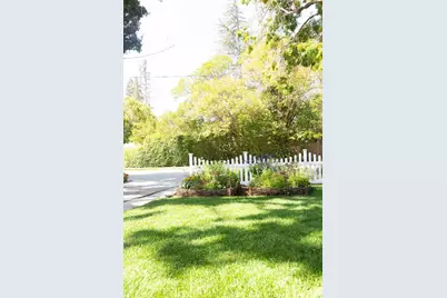 3751 Bay Rd, Menlo Park, CA 94025 - Photo 36
