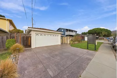 715 Montezuma Dr, Pacifica, CA 94044 - Photo 2