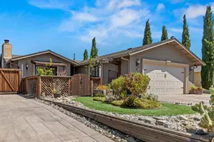 1370 Matador Dr, Hollister, CA 95023 - Photo 2