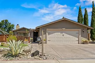 1370 Matador Dr, Hollister, CA 95023 - Photo 1