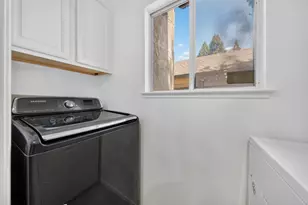 1063 Summershore Ct, San Jose, CA 95122 - Photo 26