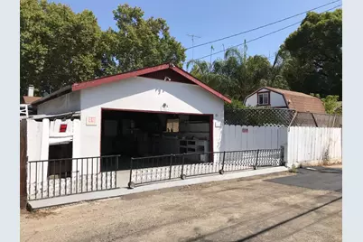 208 Yosemite Ave, Modesto, CA 95351 - Photo 26