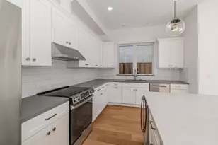 1460 Kentfield Ave, Redwood City, CA 94061 - Photo 16