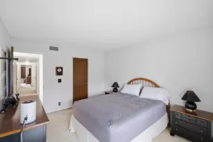 25 Rinconada Cir, Belmont, CA 94002 - Photo 52
