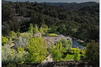 13385 Surrey Ln, Saratoga, CA 95070 - Photo 48