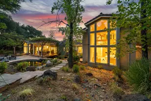 13385 Surrey Ln, Saratoga, CA 95070 - Photo 44
