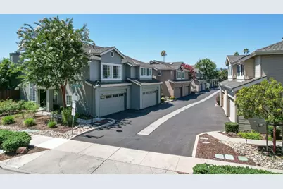1487 Carrington Cir, San Jose, CA 95125 - Photo 36