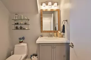 1487 Carrington Cir, San Jose, CA 95125 - Photo 14