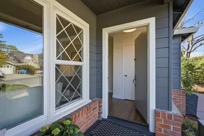 2229 Howard Ave, San Carlos, CA 94070 - Photo 4