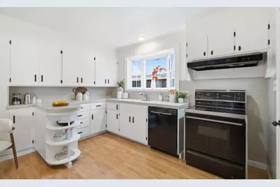 2229 Howard Ave, San Carlos, CA 94070 - Photo 14