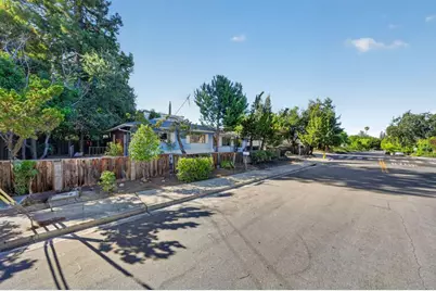 2100 Camino De Los Robles, Menlo Park, CA 94025 - Photo 36