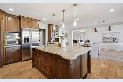 900 Eden Ave, San Jose, CA 95117 - Photo 22