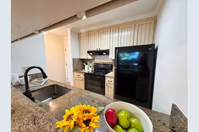 4136 Shelter Creek Ln, San Bruno, CA 94066 - Photo 4