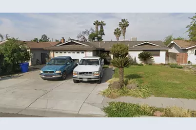 1080 Whitney Dr, Hanford, CA 93230 - Photo 1