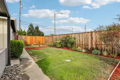 660 N White Rd, San Jose, CA 95127 - Photo 32