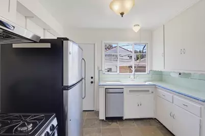 9-11 Seville Way, San Mateo, CA 94402 - Photo 8