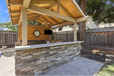 1301 Peregrine Dr, Gilroy, CA 95020 - Photo 32