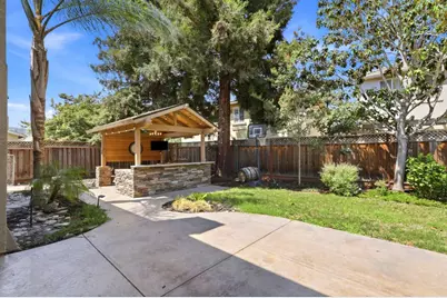 1301 Peregrine Dr, Gilroy, CA 95020 - Photo 34