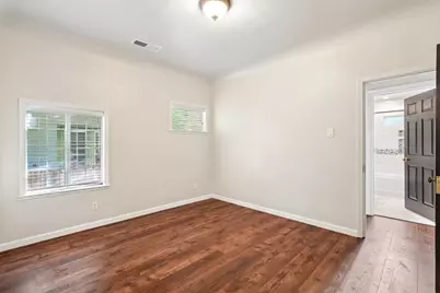 231 22nd St, Sacramento, CA 95816 - Photo 16