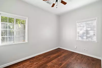 231 22nd St, Sacramento, CA 95816 - Photo 16