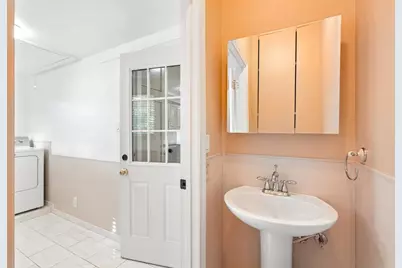 231 22nd St, Sacramento, CA 95816 - Photo 18